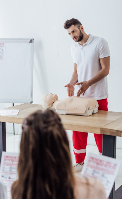 Hospitant in Aktion während der Ausbilder für Betriebssanitäter Hospitation